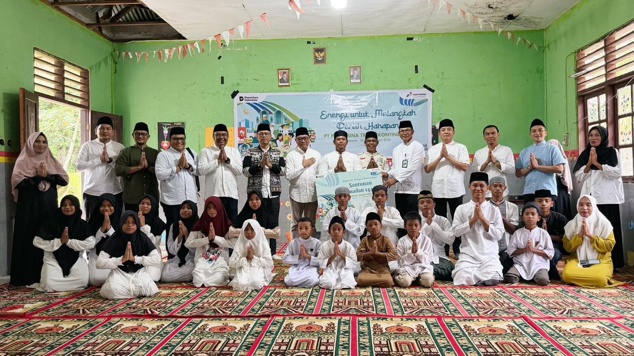Momentum Ramadan, PT Pertamina Trans Kontinental Tebarkan Semangat Energi untuk Melangkah Penuh Harapan melalui Berbagi dalam Keberagaman di Ambon